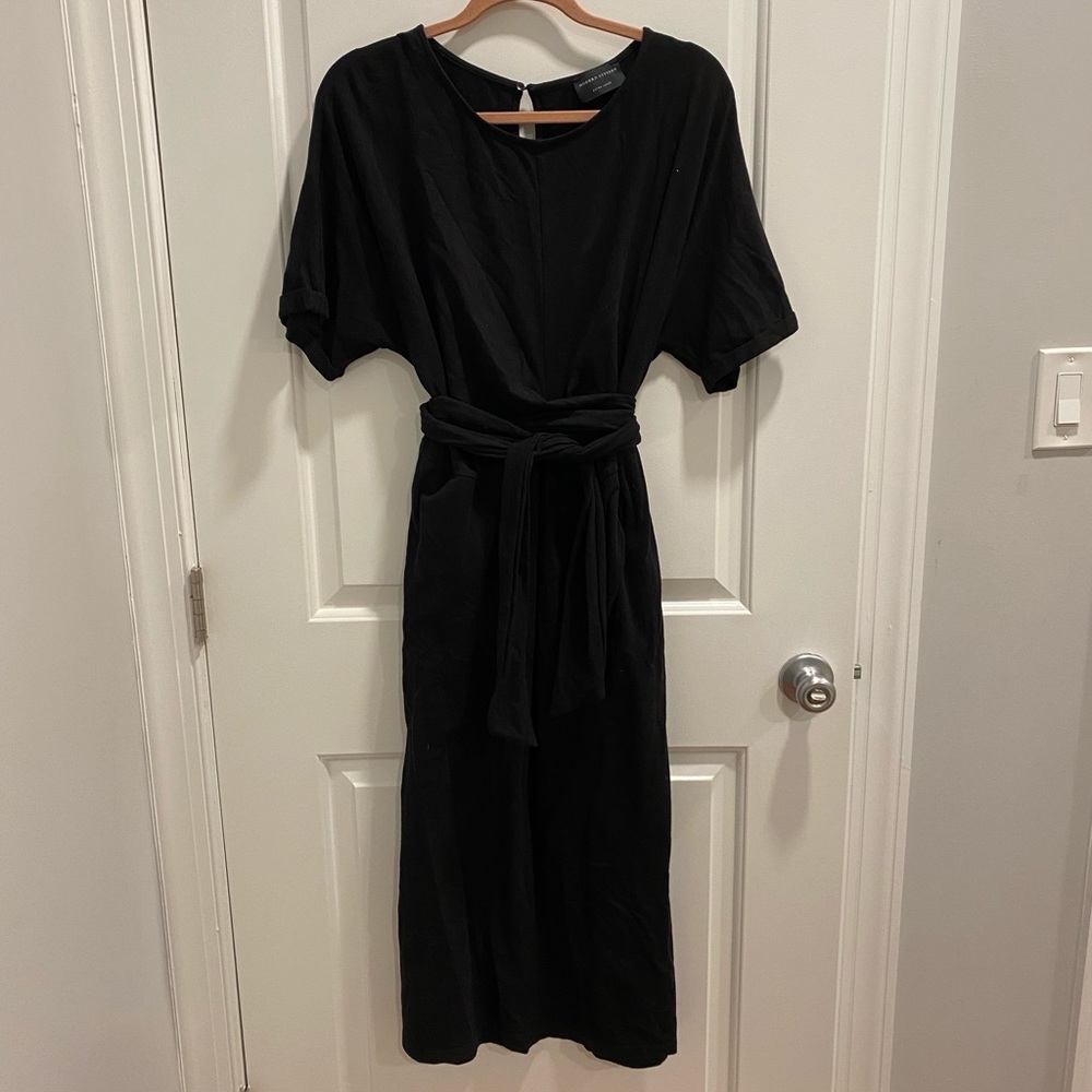 Modern Citizen McKenna tie waist dress in Black